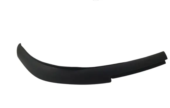Front bumper lip