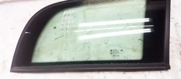 Rear side window