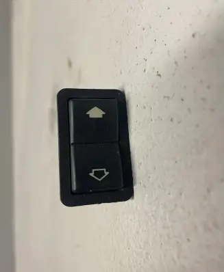 BMW 5 E39 Electric window control switch 8368974