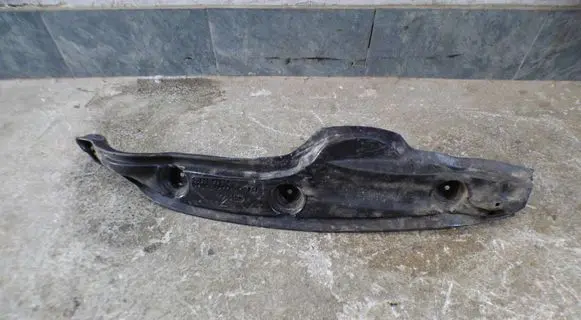 Toyota Yaris Fender foam support/seal 538270D270
