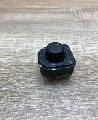Volkswagen PASSAT B6 Wing mirror switch 1K0959565G