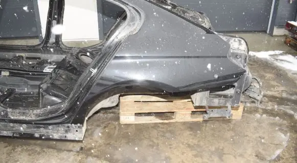 BMW 6 F06 Gran coupe Rear quarter panel 