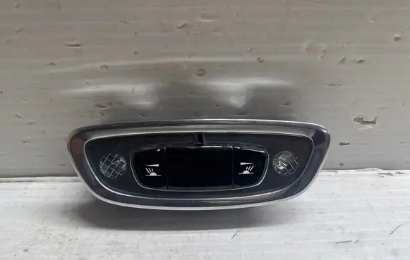 Volvo XC90 Rear seat light 31457644