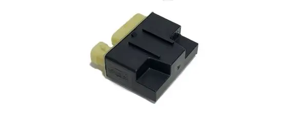 Peugeot 5008 II Coolant fan relay 9801916680 37047