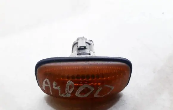 Nissan Almera Front fender indicator light