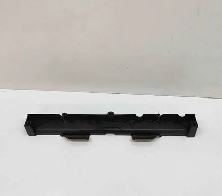 Toyota Highlander XU50 Intercooler air guide/duct channel 165940P010