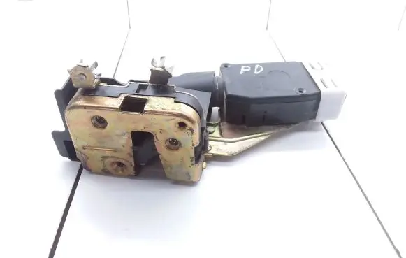 Mitsubishi Space Star Front door lock