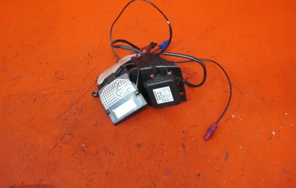 Mercedes-Benz Vito Viano W447 Antenna control unit A4479059505