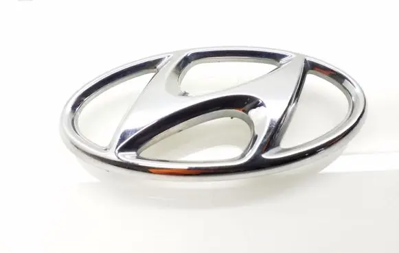 Hyundai i40 Manufacturers badge/model letters 