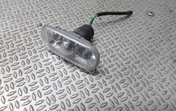 Audi A4 S4 B6 8E 8H Front fender indicator light 8E0949127