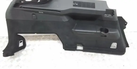 Volvo XC90 Trunk/boot lower side trim panel 39825189