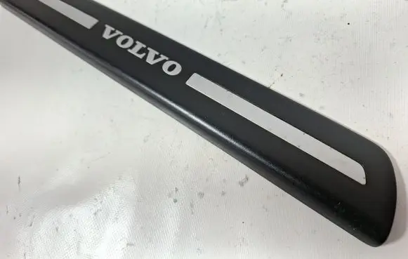 Volvo S40 Front sill trim cover 08622671