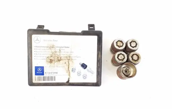 Jeep Grand Cherokee (WK) Anti-theft wheel nuts and lock B66470156