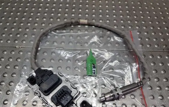 Audi A3 S3 8V Lambda probe sensor S26371191 04L907805BE