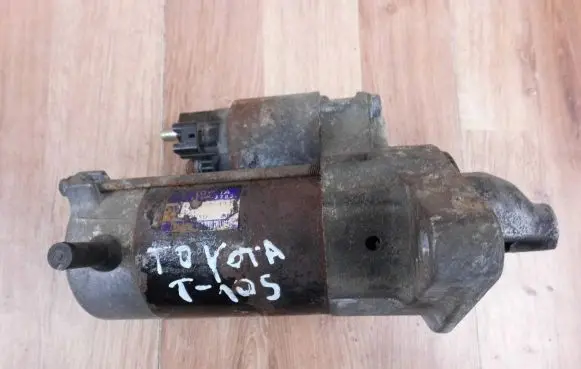 Toyota Auris 150 Starter motor 2810037030
