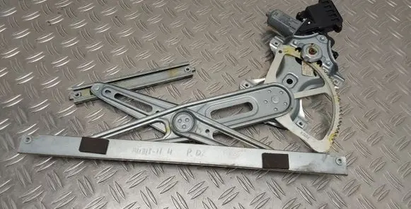 Toyota Auris 150 Front door window regulator motor 8570102010 8572002400