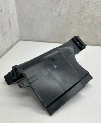 Audi Q7 4L Cabin air duct channel 7L0820351B