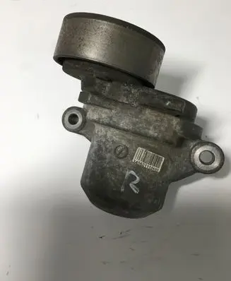 Mitsubishi Outlander Generator/alternator belt tensioner