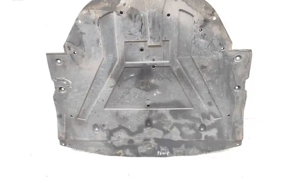 Nissan Qashqai Engine splash shield/under tray 758904EA5A