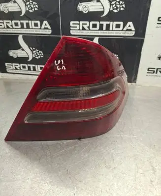 Mercedes-Benz C W203 Rear/tail lights 2038202064