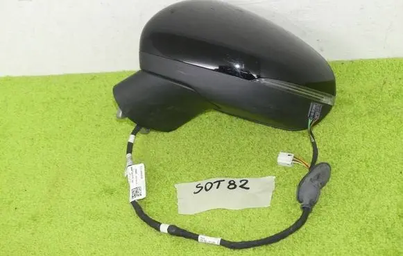 Mercedes-Benz CLA C118 X118 Front door electric wing mirror 1188108103