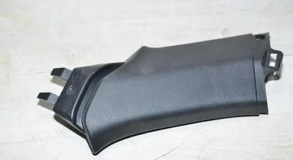 Volvo V40 (C) pillar trim 31305358