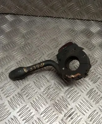 Volkswagen Golf III Indicator stalk
