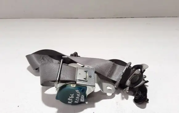 KIA Carens II Rear seatbelt