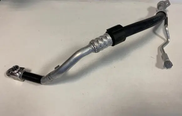 Audi A5 Air conditioning (A/C) pipe/hose 8W1816740