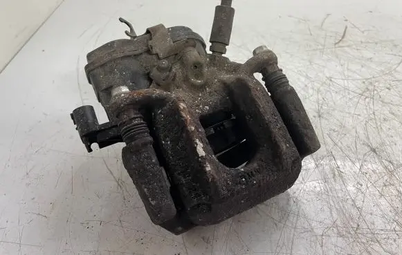 BMW X3 F25 Rear brake caliper 32349660