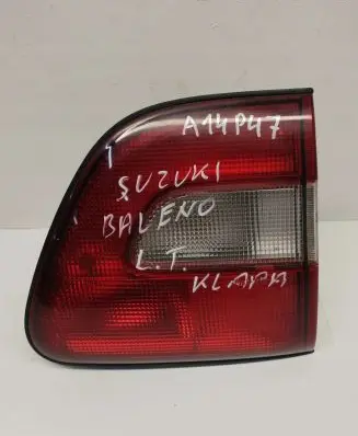 Suzuki Baleno EG Tailgate rear/tail lights 0432142