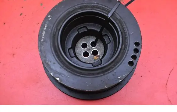 BMW 3 E46 Crankshaft pulley E6B0013BTA