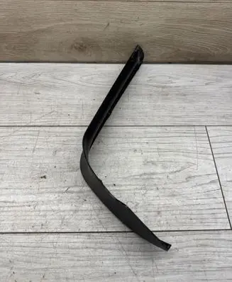 Volkswagen Touran I Rear/tail light trim molding 1T0845312