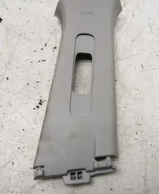 Suzuki Swift III (C) pillar trim 76211-52R1