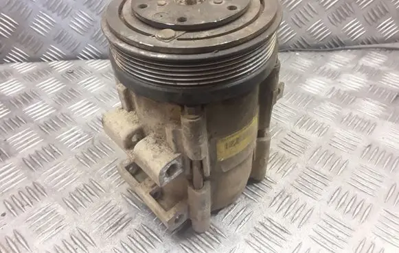 Iveco Daily 30.8 - 9 Air conditioning (A/C) compressor (pump) XS7H19D629 XS7H19D629AC