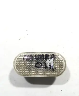 Nissan Qashqai Front fender indicator light 26160AX001 E1011380