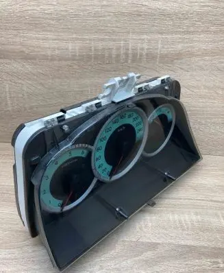 Toyota Corolla Verso AR10 Speedometer (instrument cluster) 838000F091 MB2574308260 ForDieselLHD
