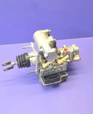 Toyota Prius (XW30) ABS Pump 4721047360 199613