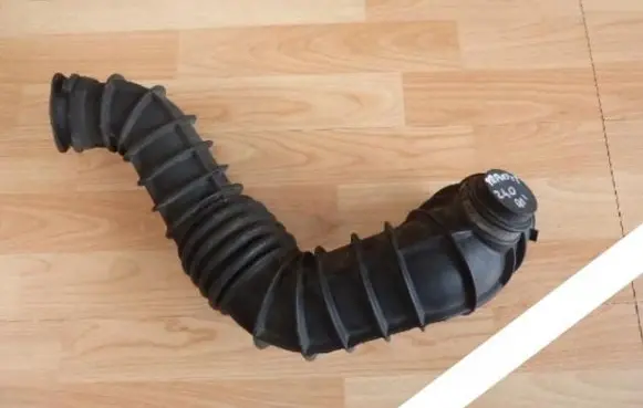 Ford Transit Turbo air intake inlet pipe/hose