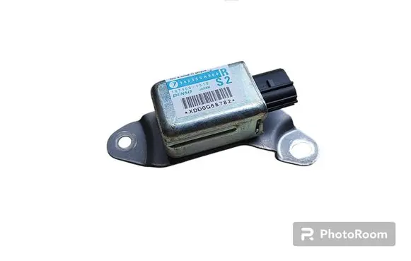 Subaru Forester SG Airbag deployment crash/impact sensor 98235SA060 1879001510