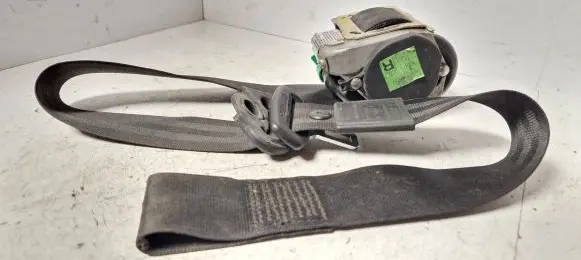 Audi A3 S3 8L Front seatbelt 566187821c
