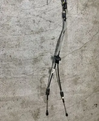 Volvo V40 Gear shift cable linkage 31367496