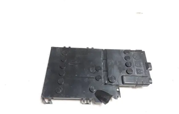 Volvo S90, V90 Fuse box cover 31346673