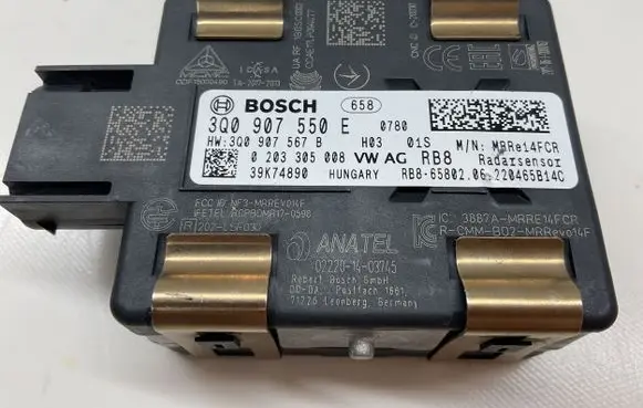 Volkswagen Passat Alltrack Distronic sensor radar 3Q0907550E 3Q0907567B 0203305008