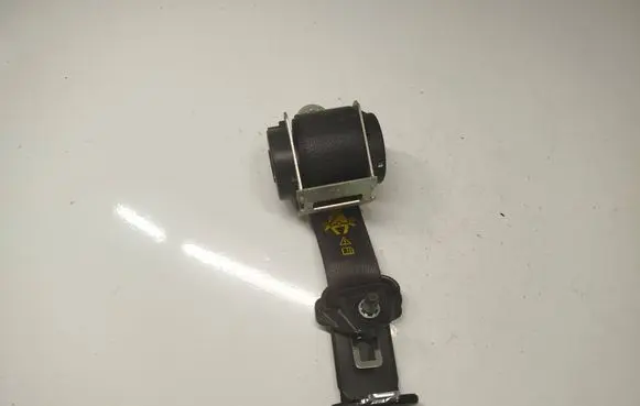 Opel Zafira C Middle seatbelt (rear) 619228200D