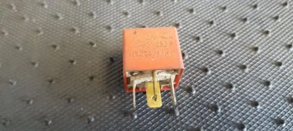 Audi 80 90 S2 B4 Other relay 431951253F