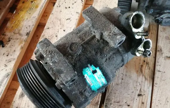 Citroen Xsara Picasso Air conditioning (A/C) compressor (pump) 9645440480