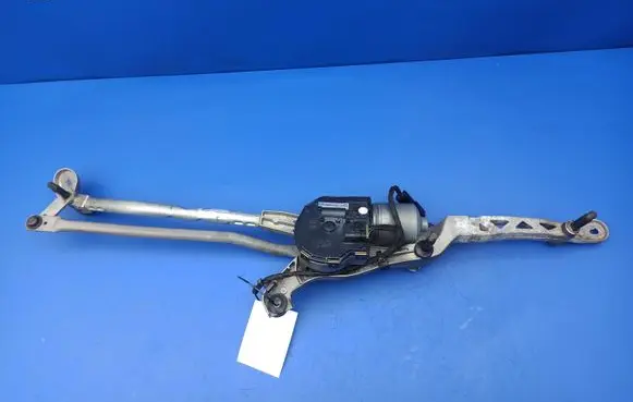 Mercedes-Benz CLS C218 X218 Front wiper linkage and motor 3397021443 1397220667