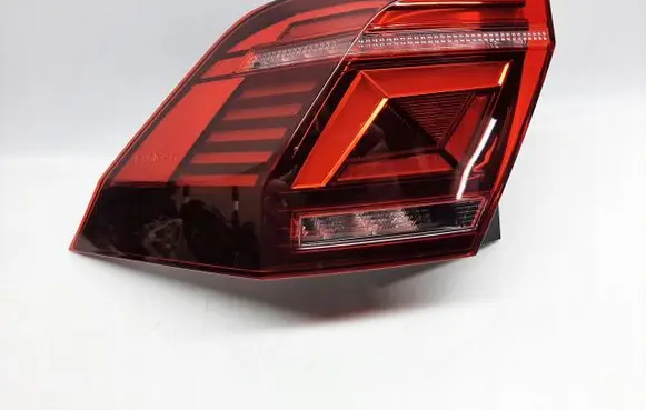 Volkswagen Tiguan Rear/tail lights 5NA945207