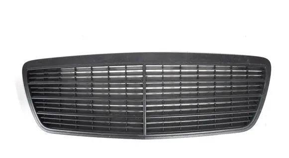 Mercedes-Benz E W210 Front grill A2108800583